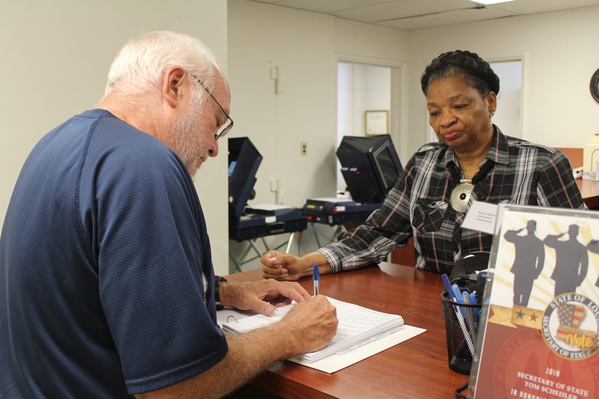 Early voting underway Clerk of court addresses voting machine