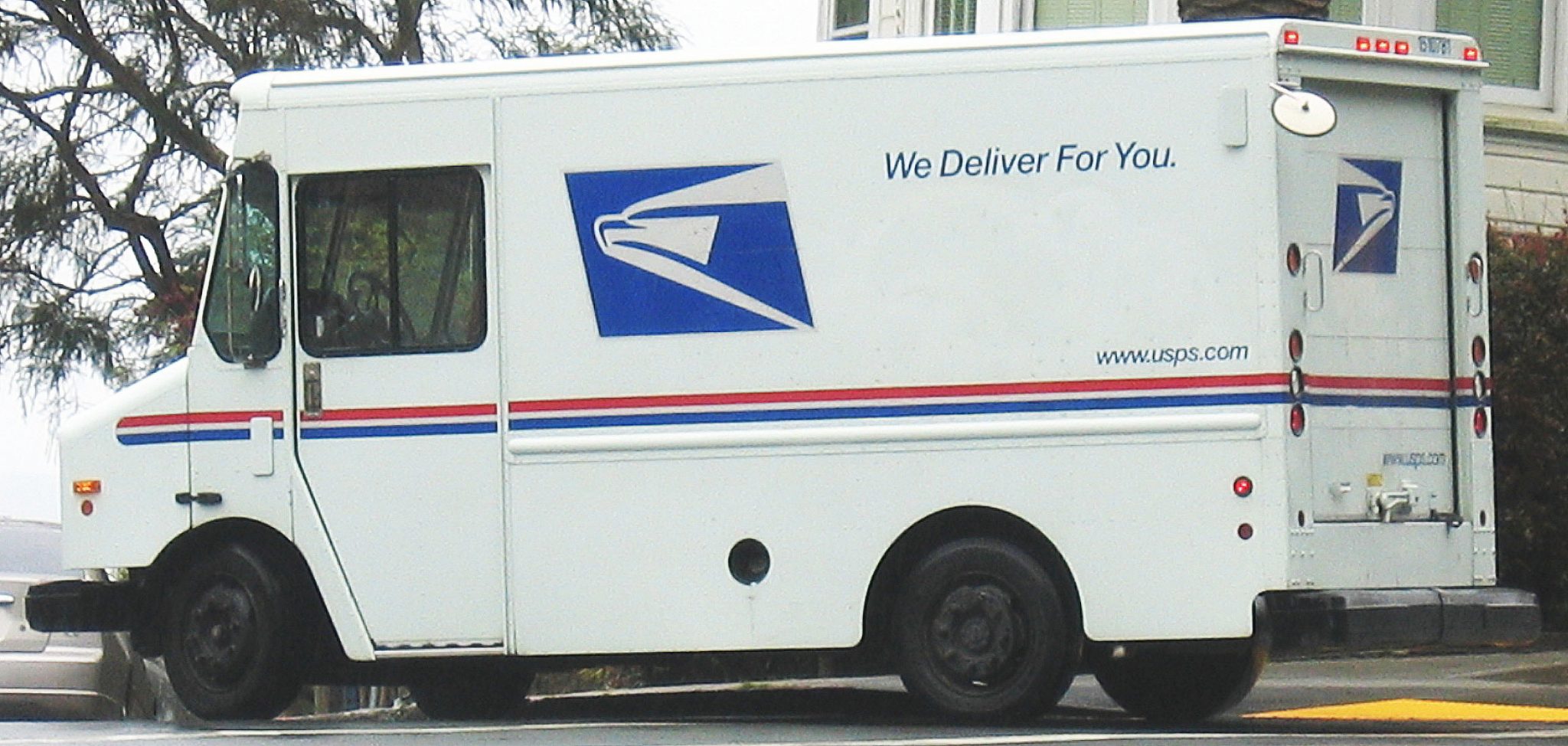 House to go back into session early to vote on USPS bill