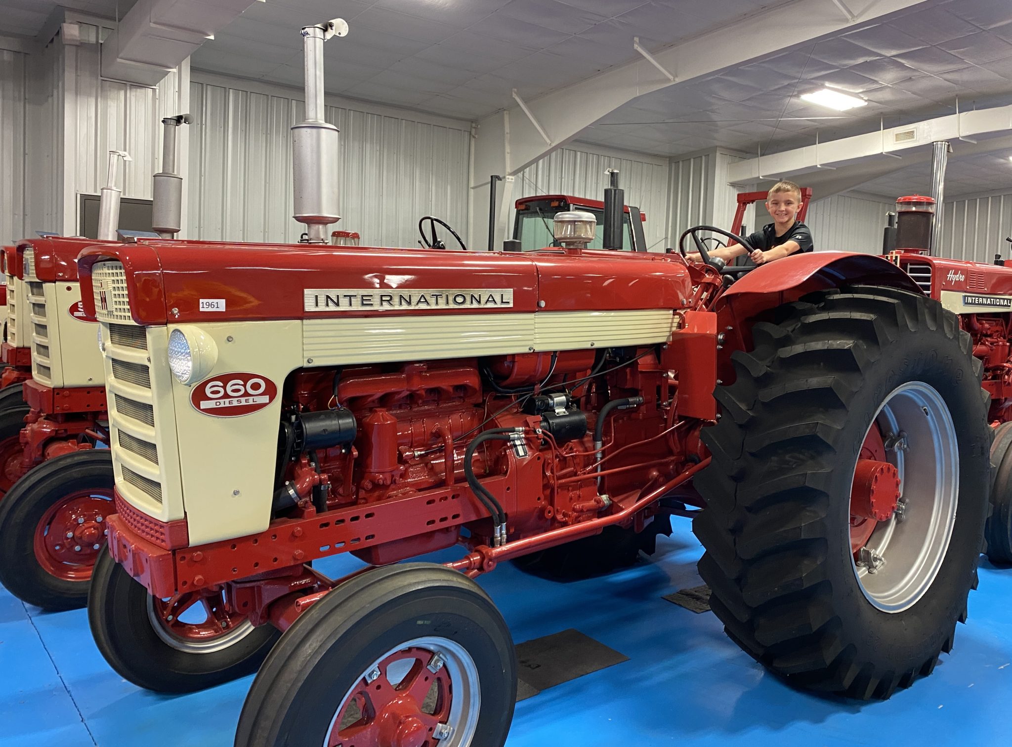 Vintage tractor deals