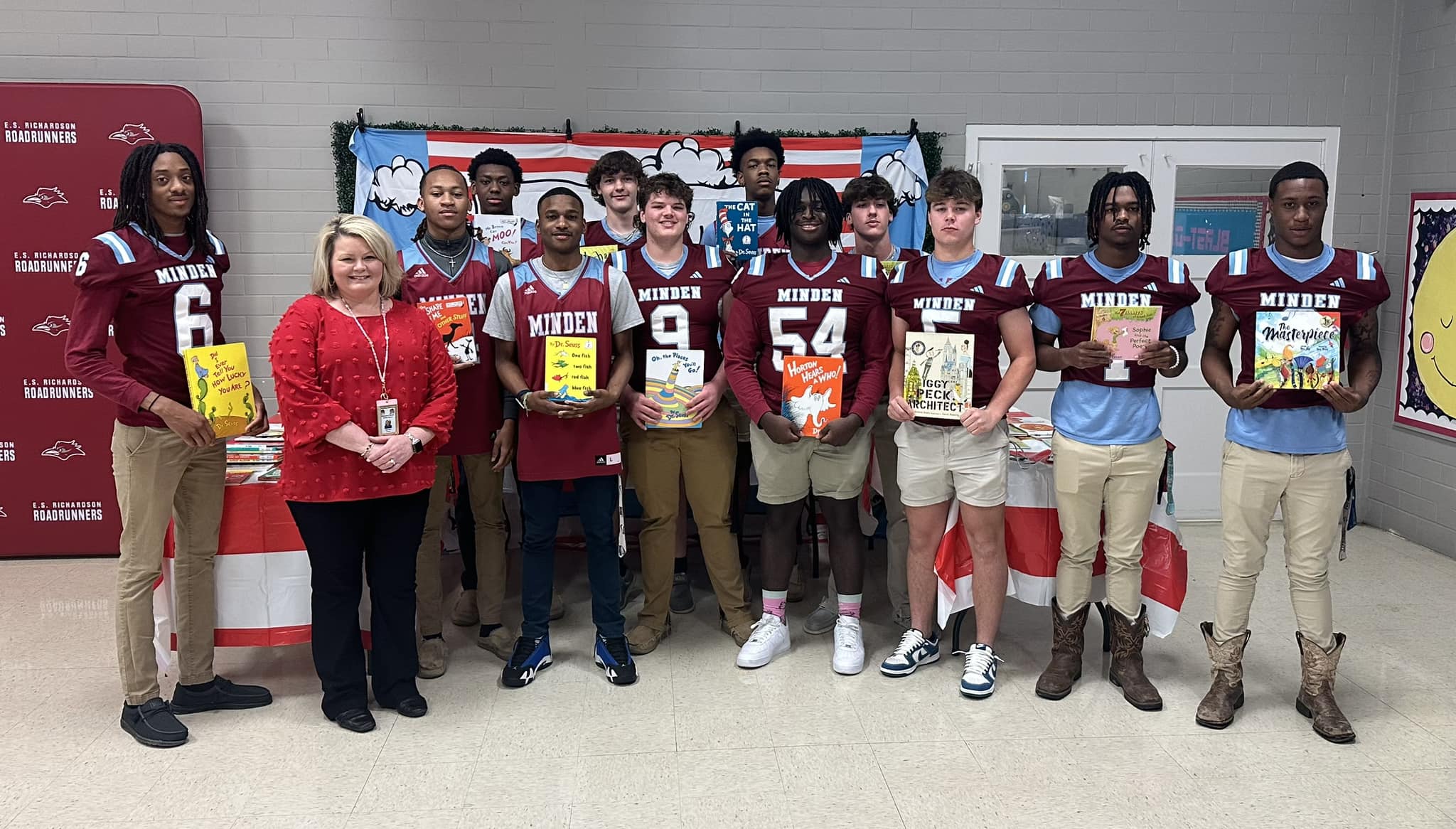 Minden High School Student-Athletes Participate In Read Across America ...