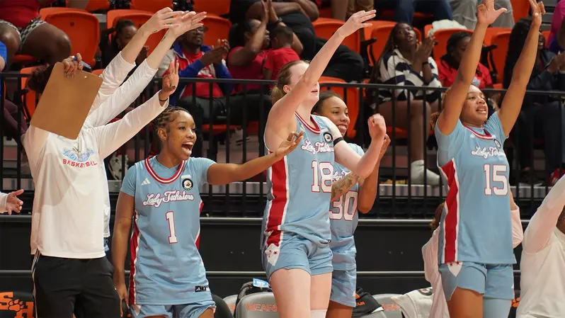 Women’s basketball: Louisiana Tech keeps rolling, winning streak reaches 15